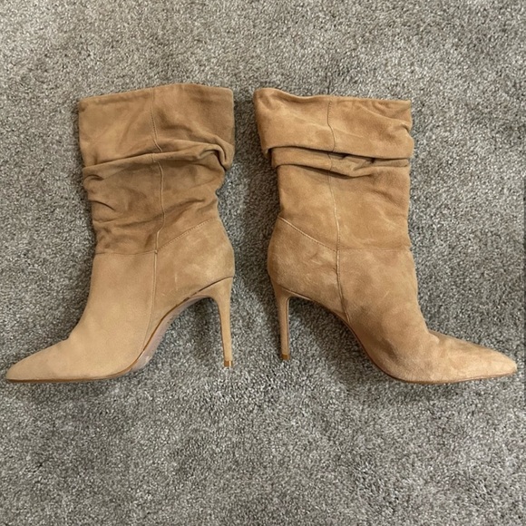 SCHUTZ Ashlee Pointed Toe Scrunched Heeled Boots in Honey Beige - Picture 4 of 9